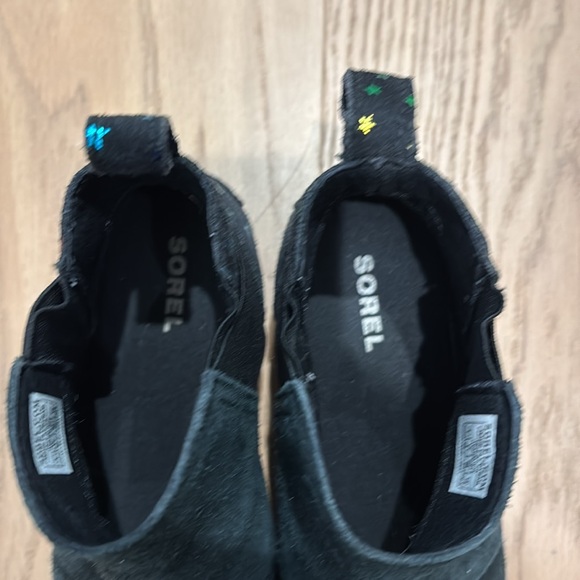 Sorel Emelie Suede Waterproof Chelsea Stars Ankle Boots Girls Size 1 - Picture 4 of 5